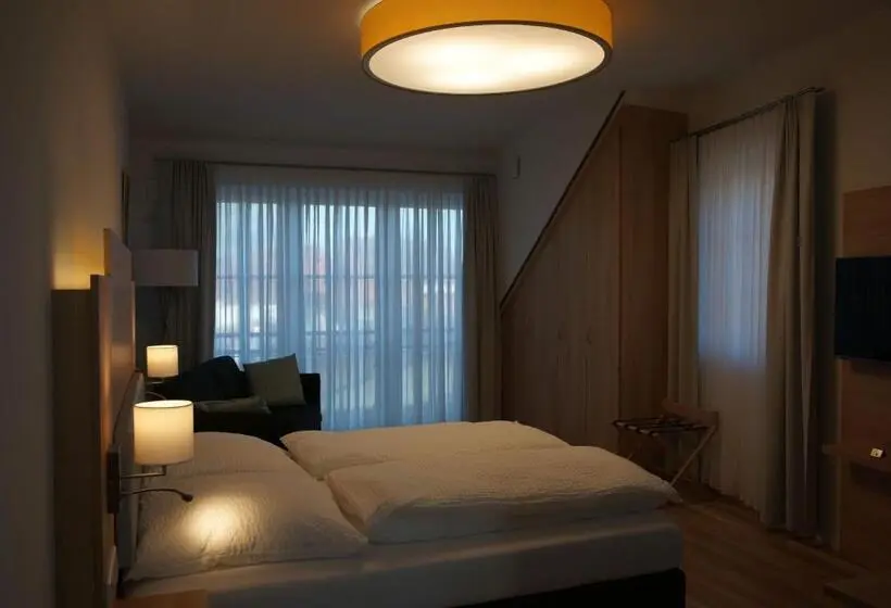 Deluxe Neljän Hengen Huone, Leister Appart