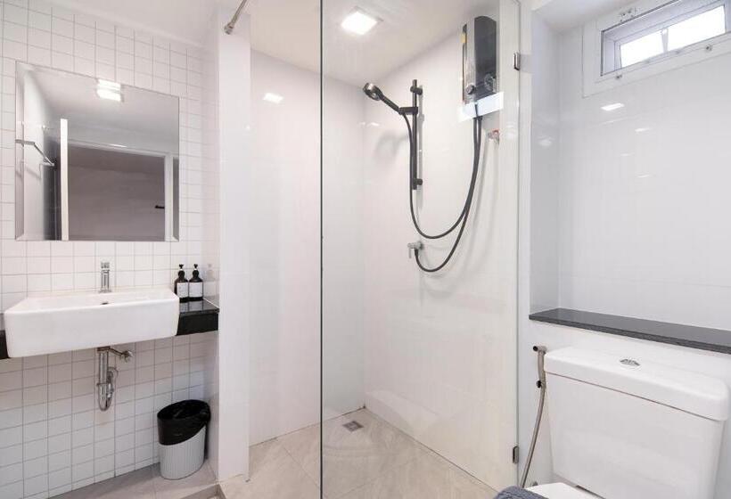 Quarto Deluxe, The Urban Oasis