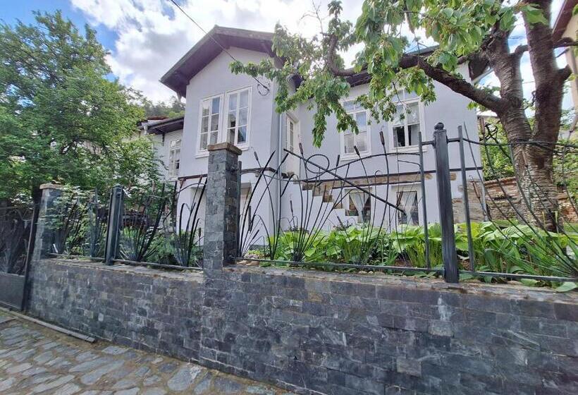 شقة غرفتين, Musala 1 Bed & Breakfast