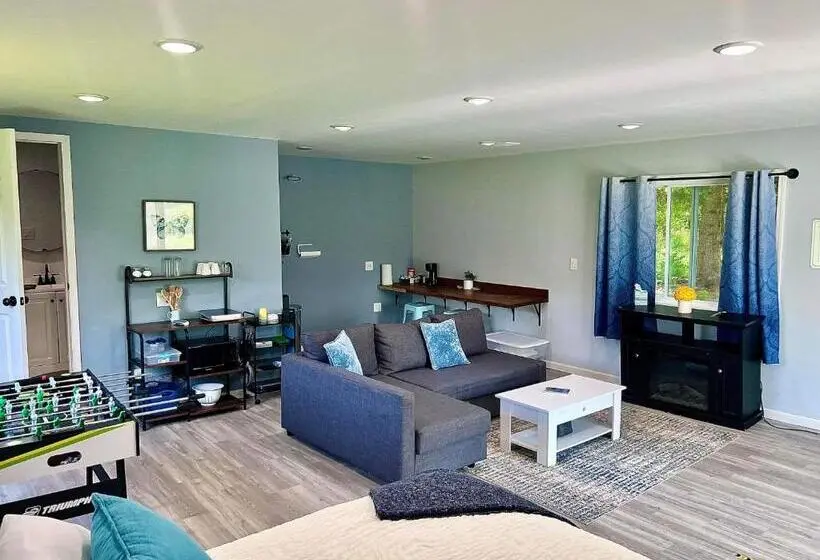 マウンテンビュースタンダードルーム, Cozy Country Get Away Studio At Firefly Acres