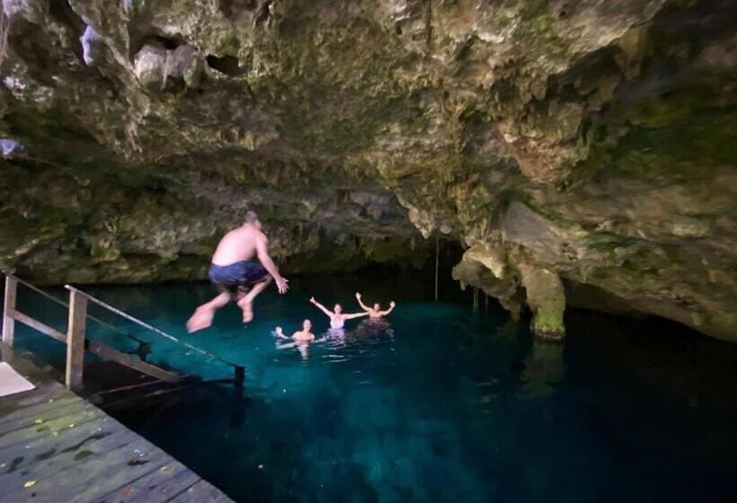 חדר סטנדרט, Room In Lodge   Ecolush Couple Mayan Dome Cenote Bikes