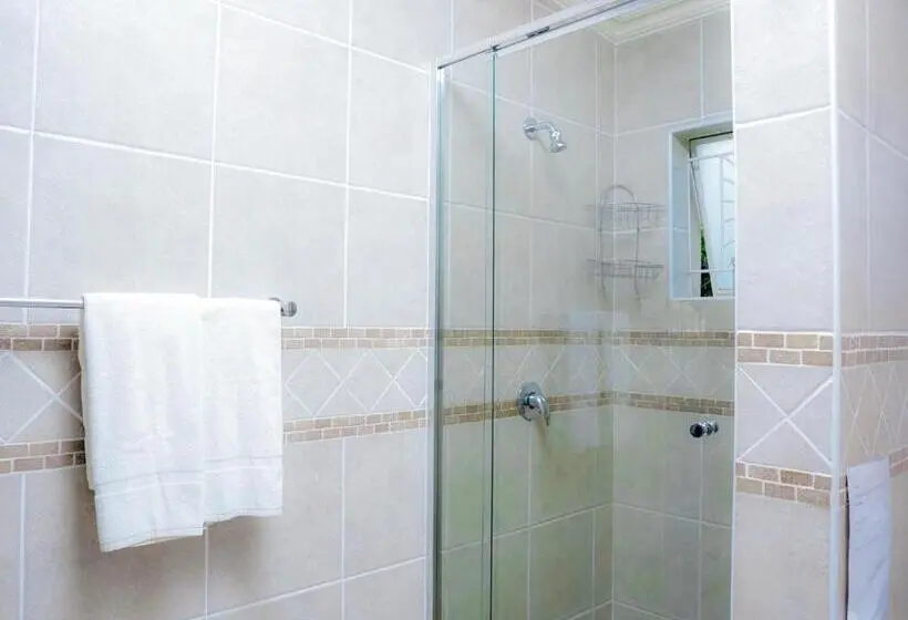 デラックスルーム, Sar Guesthouse