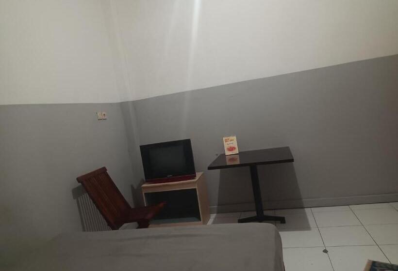 Номер Deluxe, Oyo 93090 Multi Plus Inn