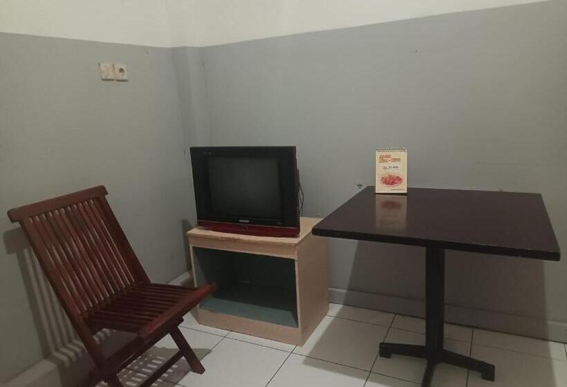 Номер Deluxe, Oyo 93090 Multi Plus Inn