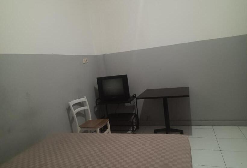 Номер Deluxe, Oyo 93090 Multi Plus Inn