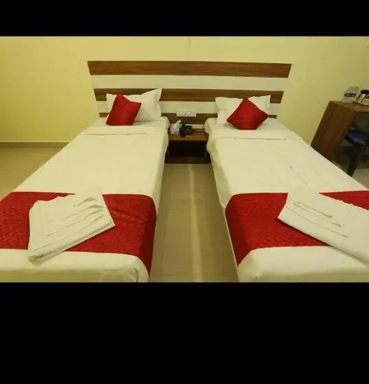 スタンダードルーム, Shrinidhi Residency Pune