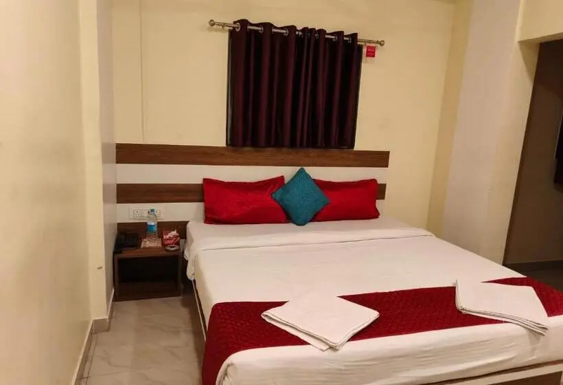 デラックスルーム, Shrinidhi Residency Pune