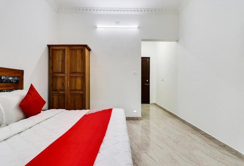 غرفة قياسية سرير كينج, Star Inn Plus