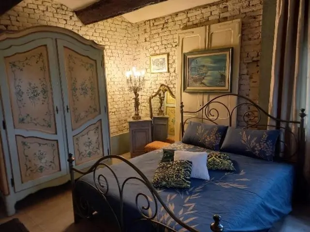 Standard room with outdoor bath, La Boheme