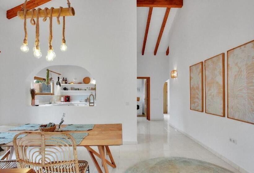 Номер Стандартный с Видом, Villa Amrita