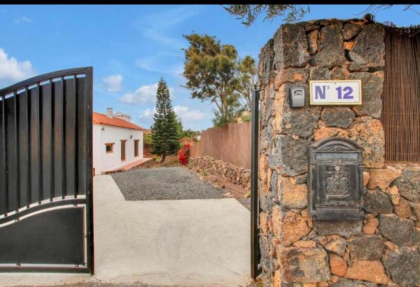 Номер Стандарт Вид на Бассейн, Villa Amrita