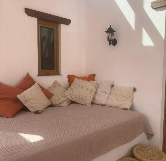 Номер Стандарт Вид на Бассейн, Villa Amrita