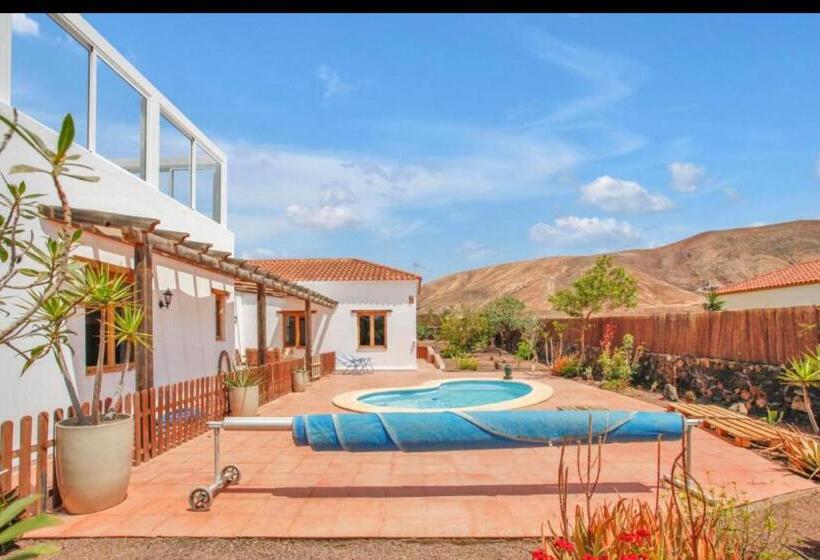 Номер Стандарт Вид на Бассейн, Villa Amrita