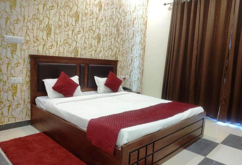 スタンダードルーム, Aastha Shree Dham