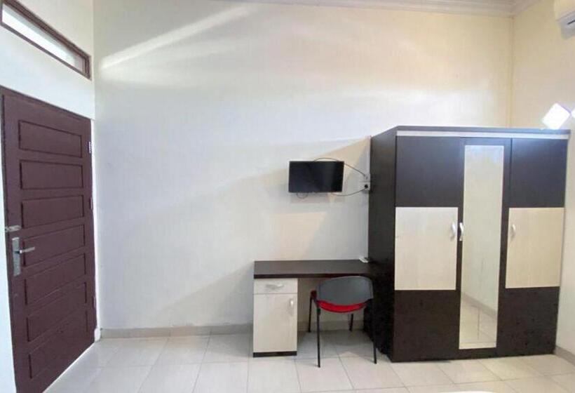 Номер Стандарт, Reddoorz Syariah @ Jalan Jendral Sudirman Pekanbaru