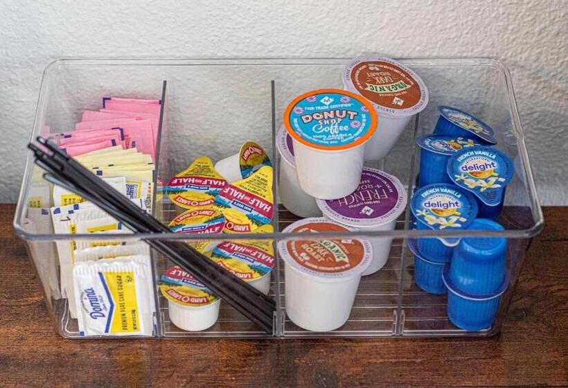 غرفة قياسية مطلة على الجبل, The Mallard Hotel & Suites