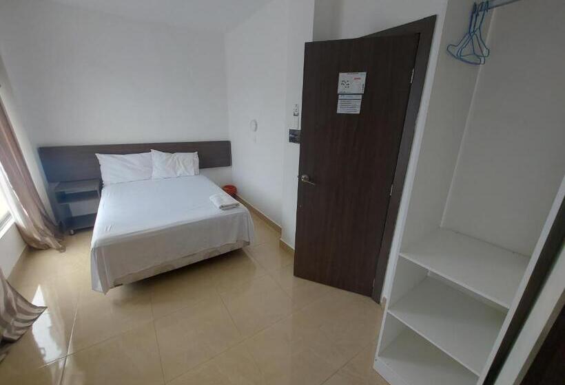 اتاق استاندارد یک نفره, Hostal Los Gavilanes