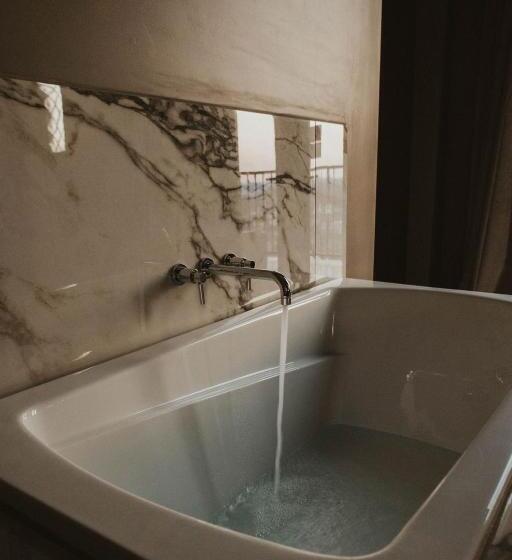 شقة غرفة نوم واحدة مزودة بشُرفة, The Atlee Suites