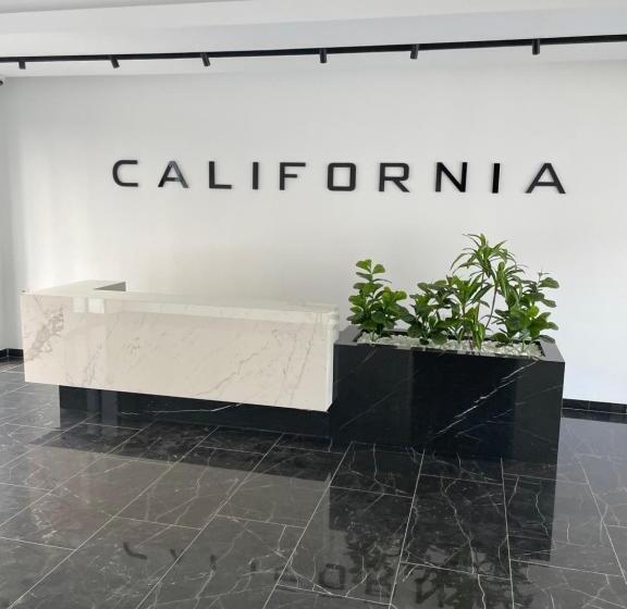 آپارتمان 1 خوابه با چشم‌انداز استخر, Tunis Résidence California