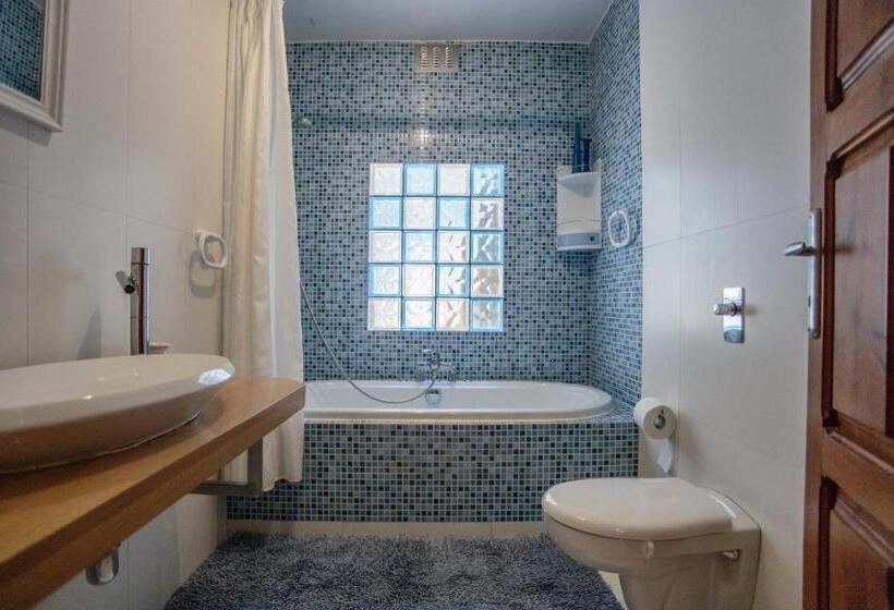 اتاق استاندارد, Crosslanes Bb