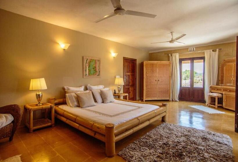 اتاق استاندارد با بالکن, Crosslanes Bb