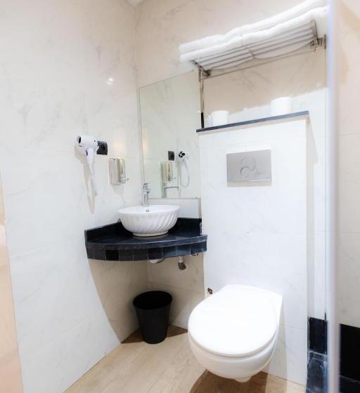 اتاق خانوادگی, Ennesma