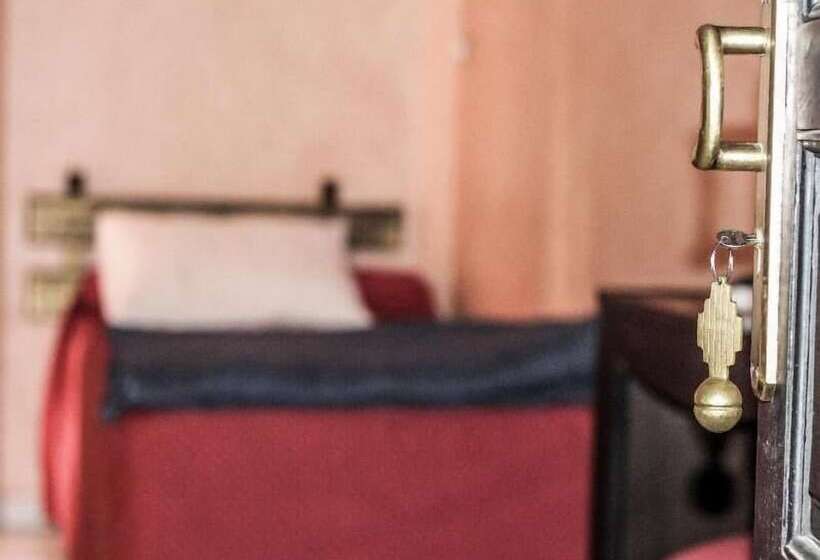 اتاق استاندارد, Ennesma