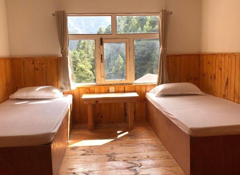 اتاق استاندارد با سرویس بهداشتی مشترک, Kongde Peak Guest House