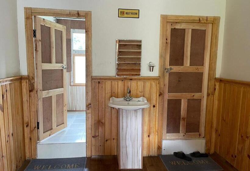 اتاق استاندارد با سرویس بهداشتی مشترک, Kongde Peak Guest House