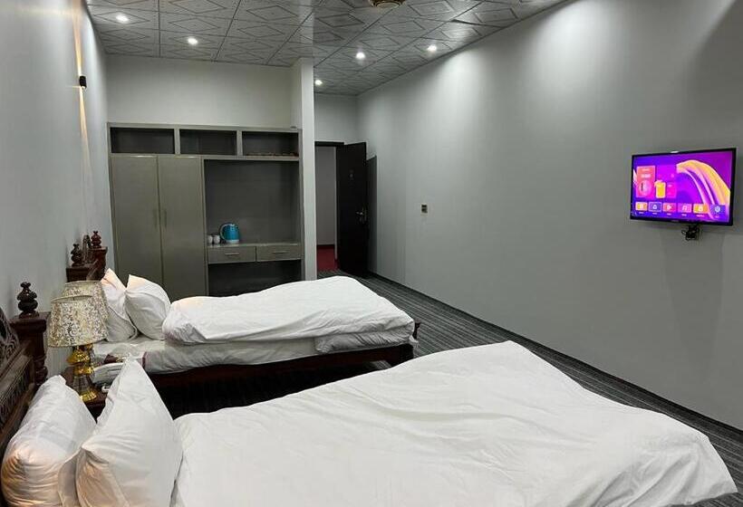 اتاق لوکس, Niagara Falls Bahawalpur