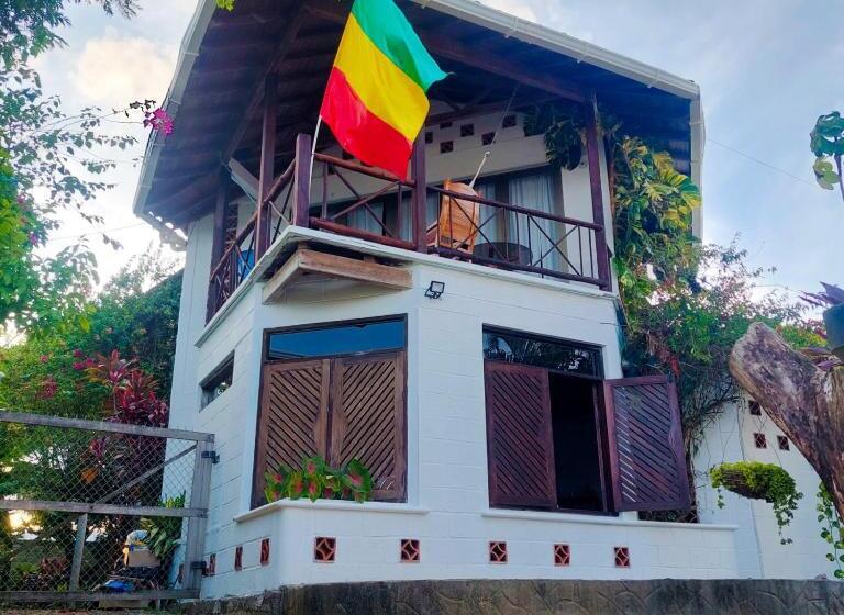 מיטה בחדר משותף, Afro Hostel