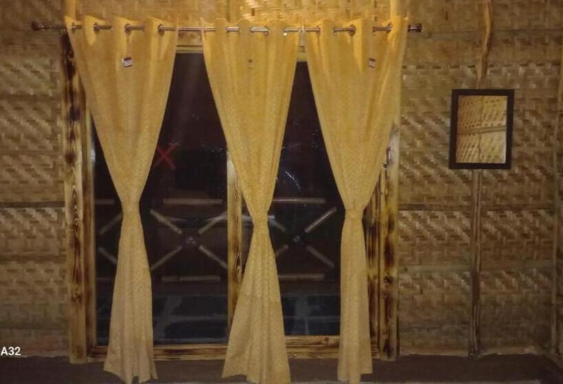 キングサイズベッドのスタンダードルーム, Hampi Natures Cottage