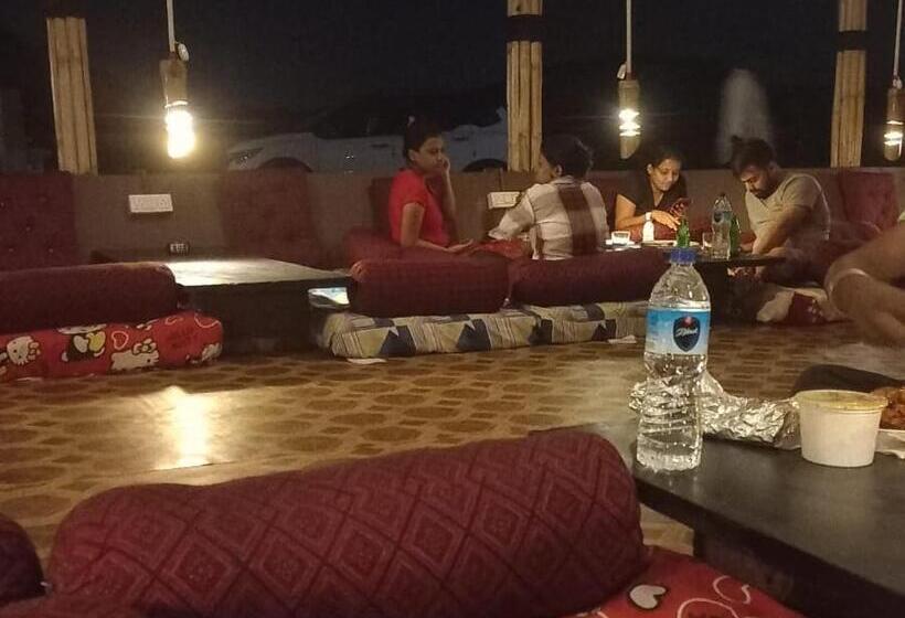 ガーデンビュースタンダードルーム, Hampi Natures Cottage