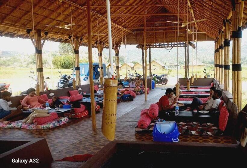 ガーデンビュースタンダードルーム, Hampi Natures Cottage