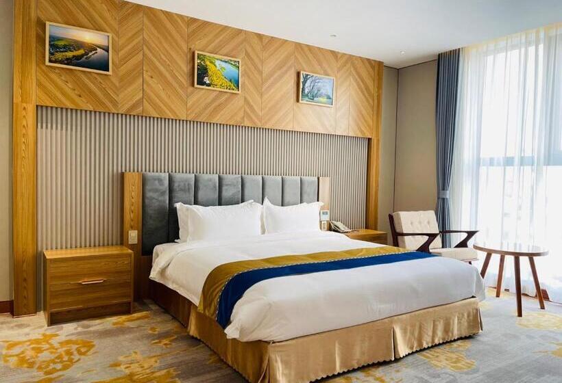 سوئیت با تخت بزرگ, Phú Long Tam Kỳ Hotel & Restaurant