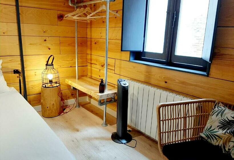 اتاق استاندارد, Hostal Erasmus By Gaiarooms