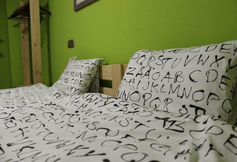 اتاق استاندارد, Hostal Erasmus By Gaiarooms