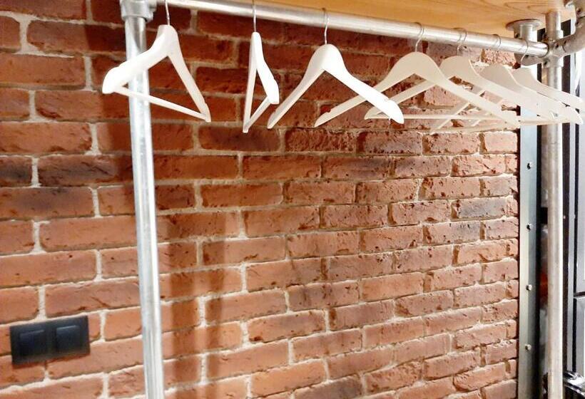 سرير فى غرفة مشتركه, Hostal Erasmus By Gaiarooms