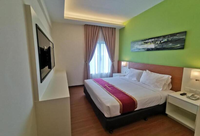 带大床的豪华间, Amansari Hotel Desaru