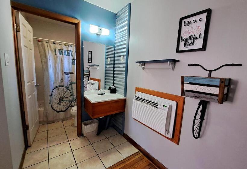 スタンダードルーム, Buffalo Lodge Bicycle Resort   Amazing Access To Local Trails & The Garden