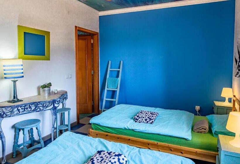 חדר סטנדרט נוף לעיר, Captains Log House