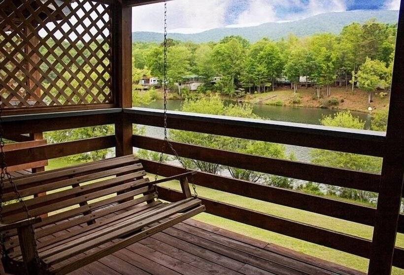 2-Bedroom Classic Apartment, Country Hideaway At Mountain Lakes Resort