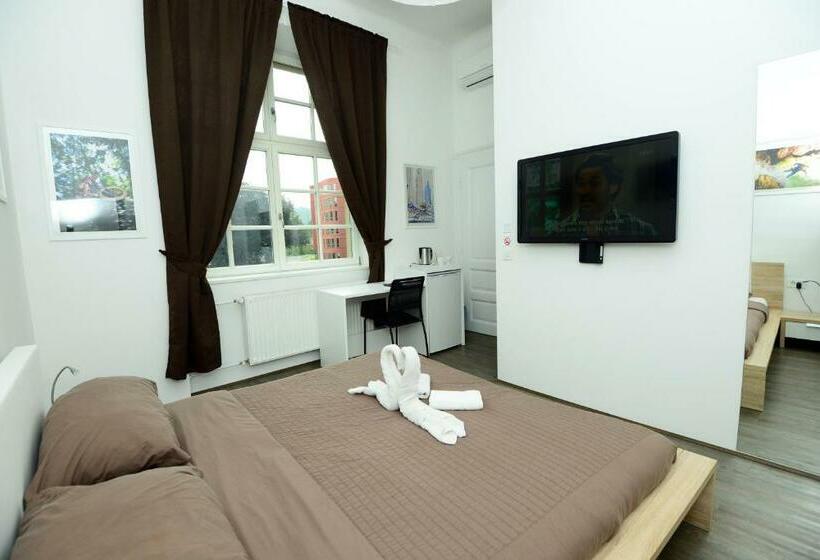 اتاق استاندارد, Galeria Rooms