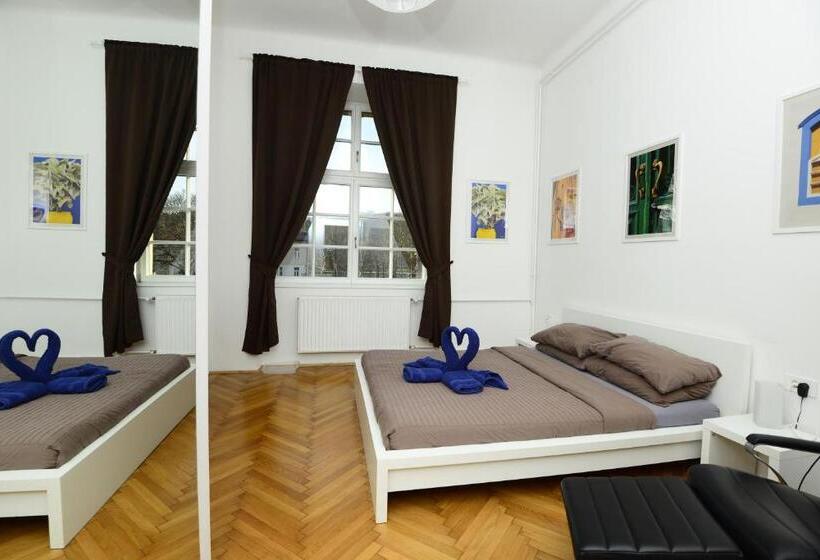 اتاق استاندارد, Galeria Rooms