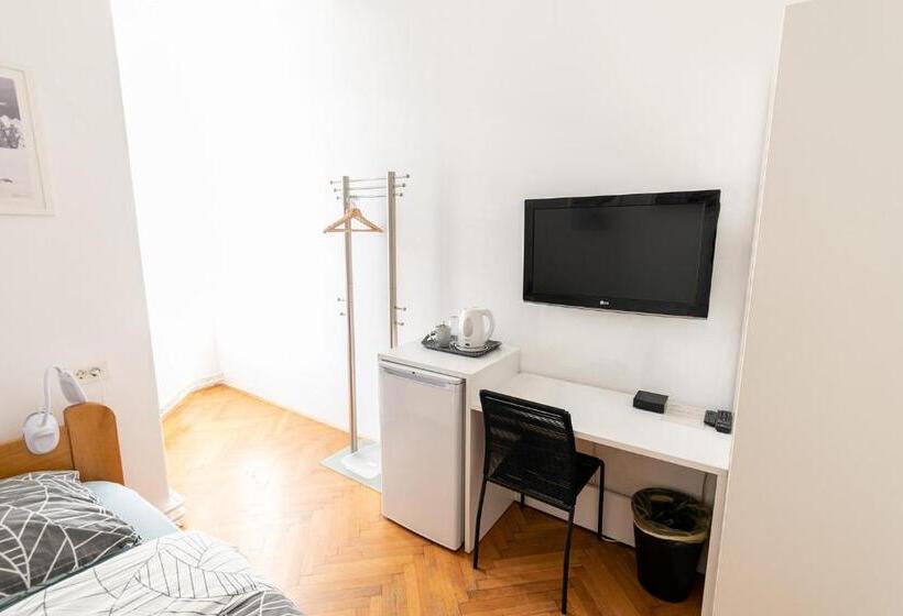 اتاق استاندارد یک نفره, Galeria Rooms