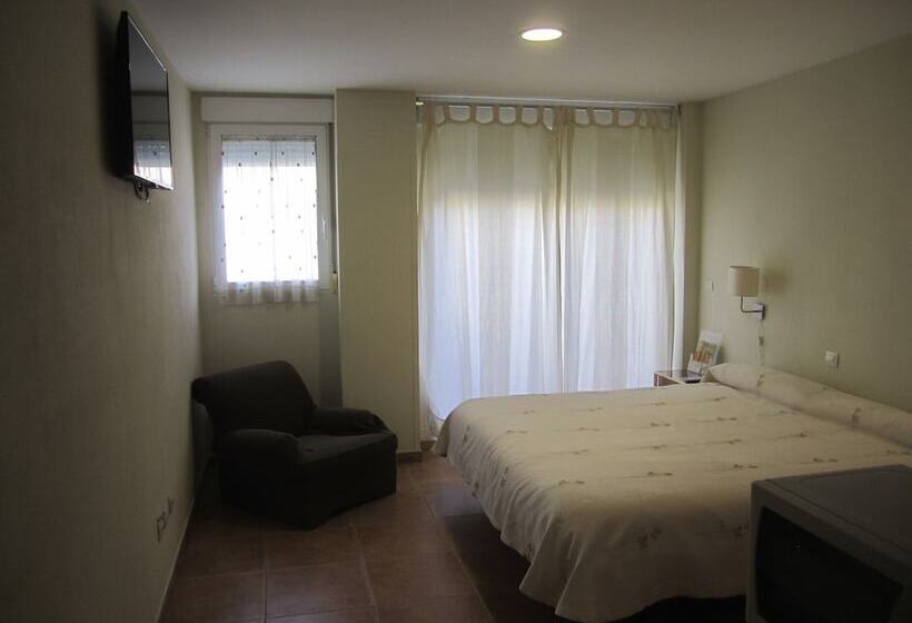 Номер Стандарт, Hostal El Estudio