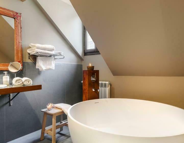 Habitación Superior, La Casueña