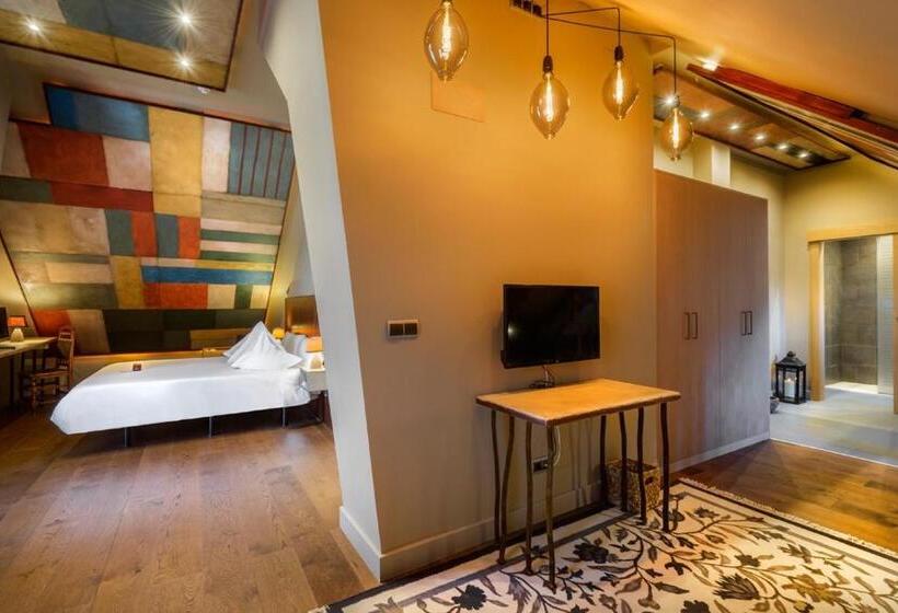 Suite, La Casueña