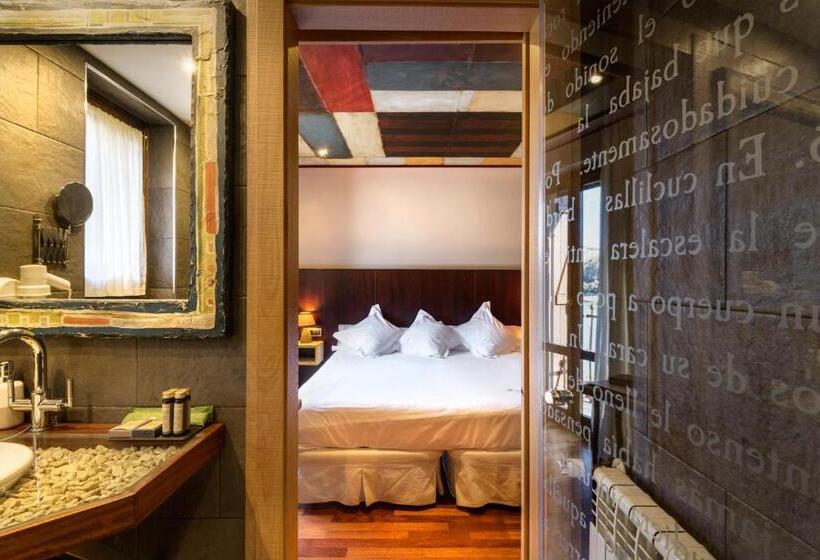 Полулюкс, La Casueña