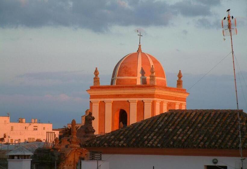 غرفة قياسية, La Estrella De Tarifa